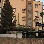 Kasgar Court 2*