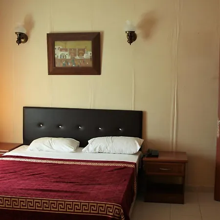 Otel Kasgar Court