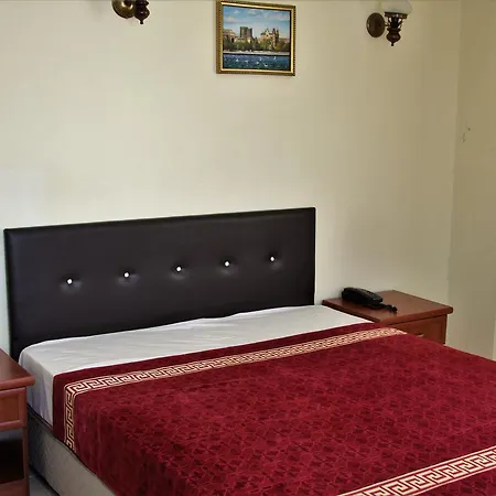 Otel Kasgar Court Ayvaryara