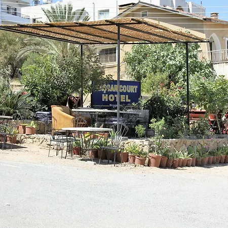 Otel Kasgar Court