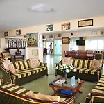 Hotel Kasgar Court