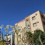 Kasgar Court Hotel