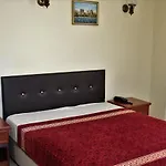 Hotel Kasgar Court Ayvaryara