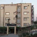 Kasgar Court Hotel 2*