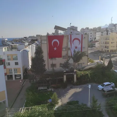 كاسغار كورت فندق 2*