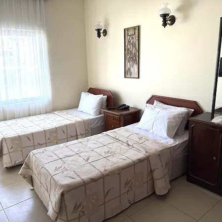 فندق كاسغار كورت 2*