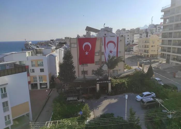 كاسغار كورت فندق 2*