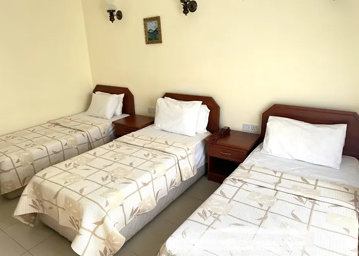 Kasgar Court Ayvaryara