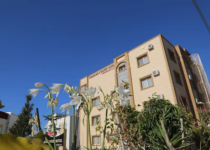 Kasgar Court מלון