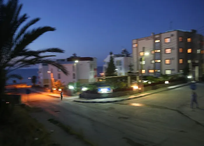 كاسغار كورت 2* Ayvaryara