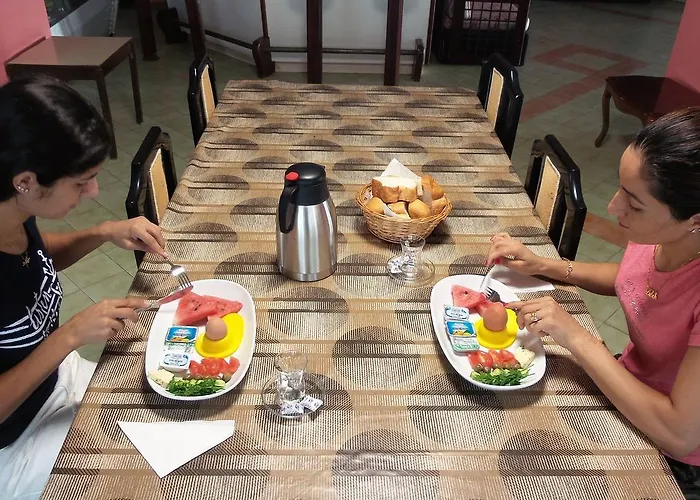 كاسغار كورت 2* Ayvaryara